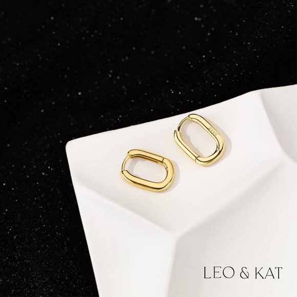 Rounded Rectangle Huggie Earrings in Gold & silver. 925 Sterling Silver. #1068 - Picture 3 of 5